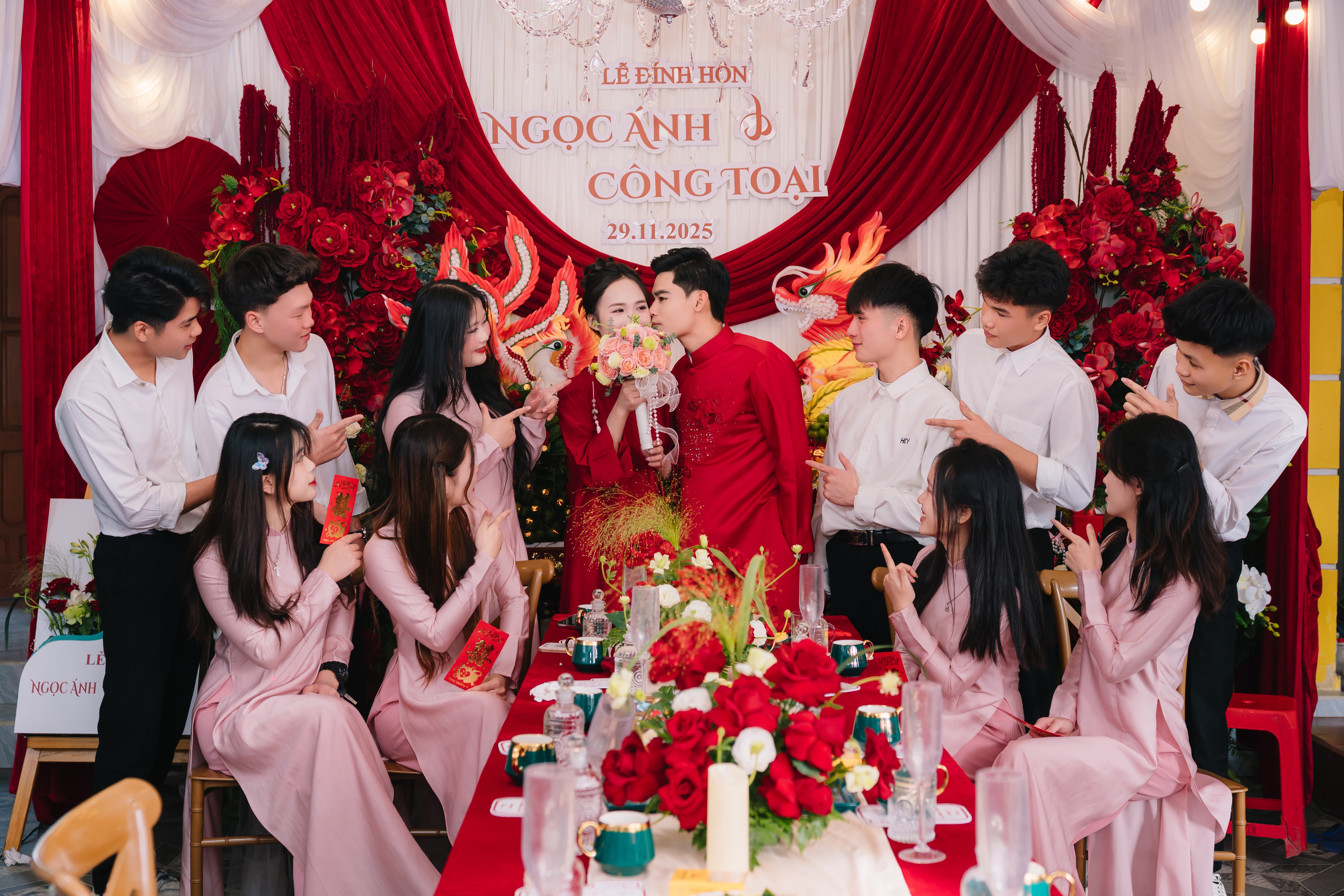 Gia tiên Tone Đỏ 3