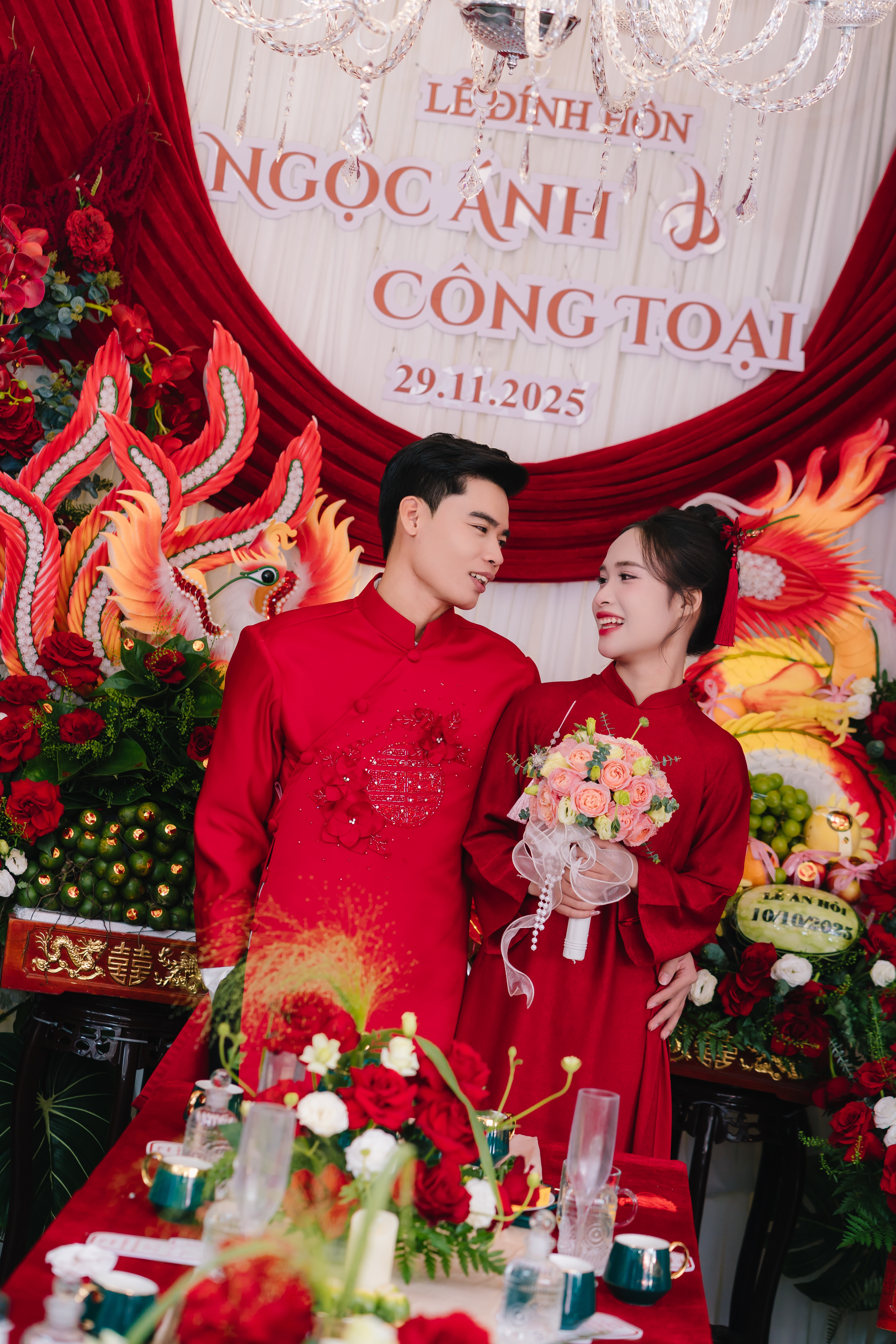 Gia tiên Tone Đỏ VIP